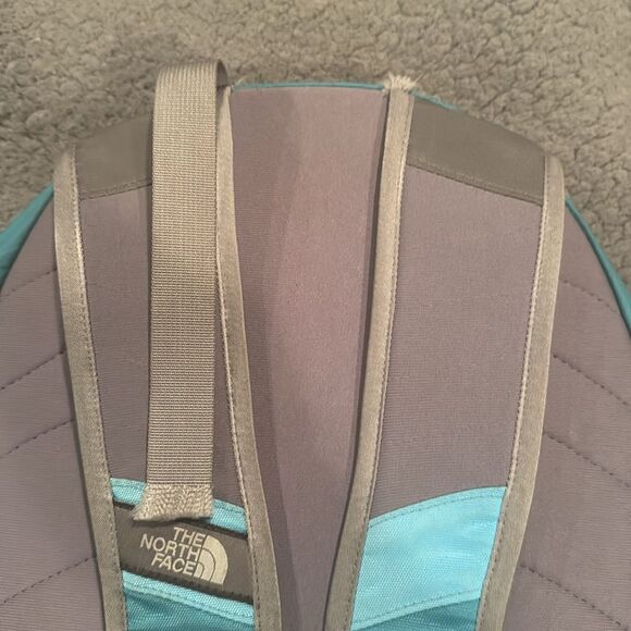 The North Face Vault Backpack Blue & Grey - Picture 5 of 6